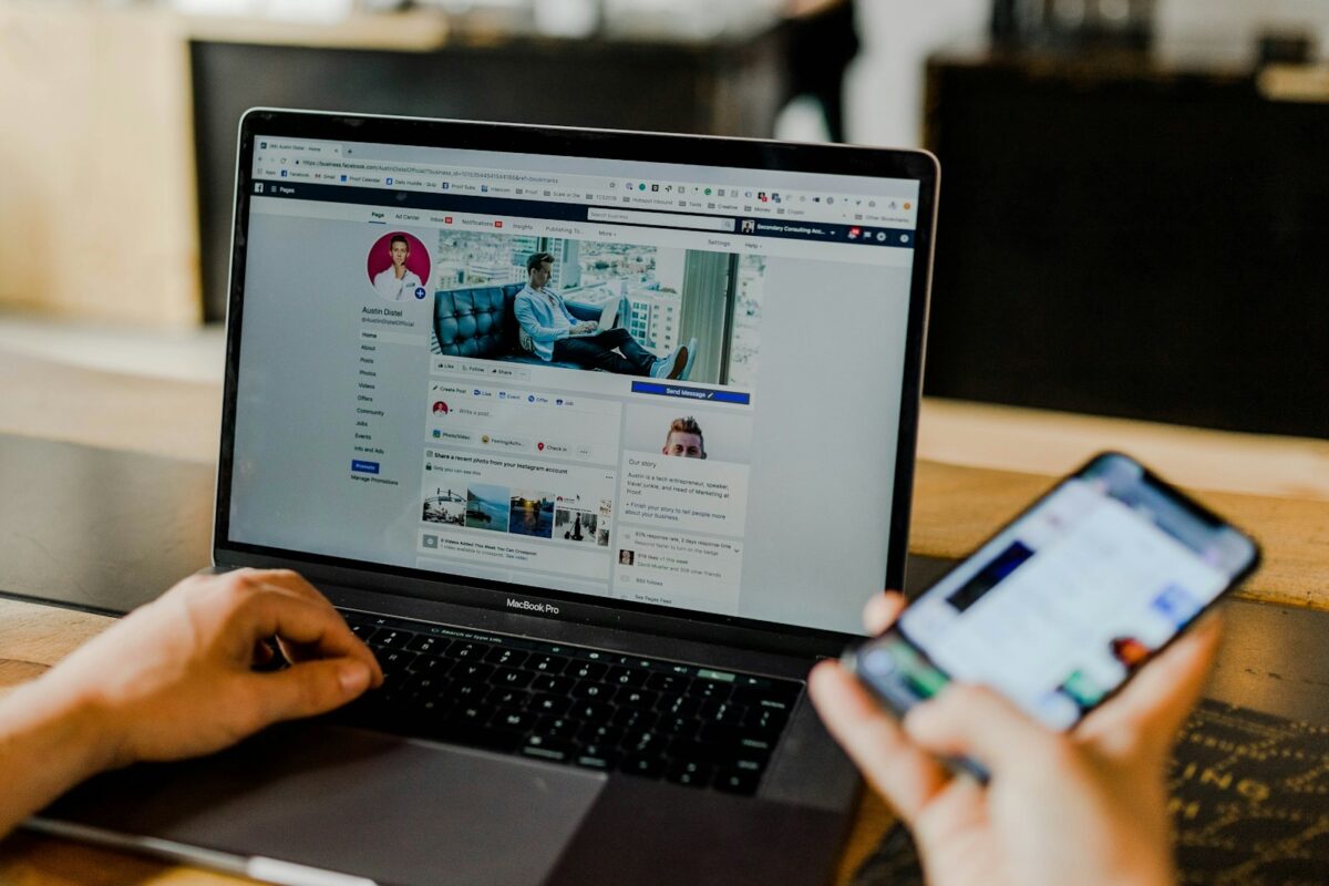 Beste Zeit zum Posten in den sozialen Medien 📅🚀 1 moment publication réseaux sociaux